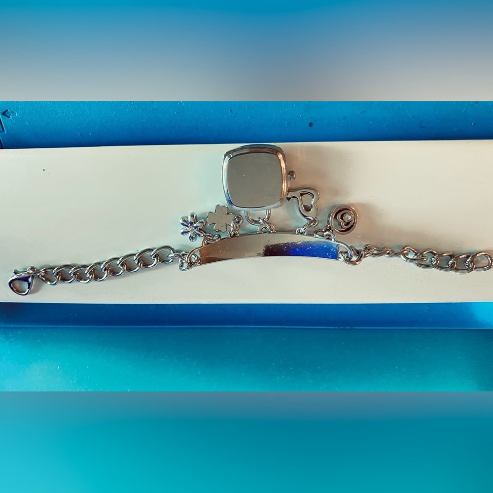 Watch charm bracelet NWOT - Picture 2 of 2